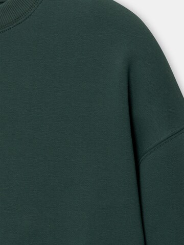 Pull&Bear Sweatshirt i grön