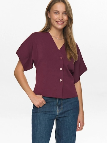 Cardigan 'LONNA' NÜMPH en rouge : devant