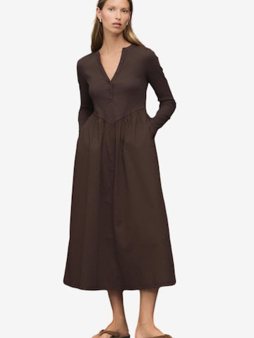 ruda Next Suknelė: priekis