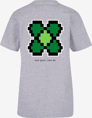 T-Shirt 'Silvester Happy New Year Pixel Kleeblatt' F4NT4STIC en gris