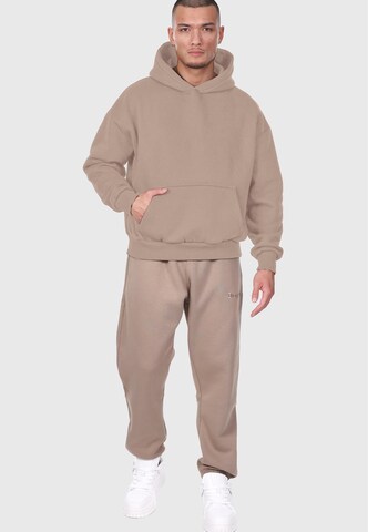 Dropsize Конический (Tapered) Штаны 'Embo V3' в Коричневый