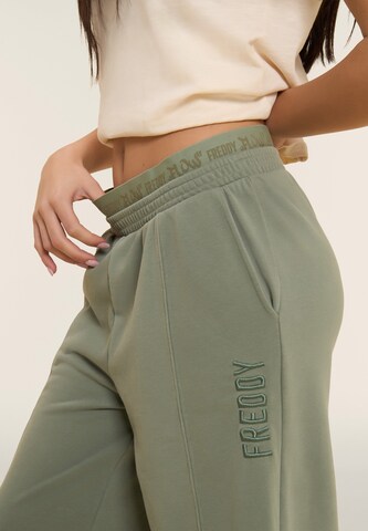 Freddy Wide leg Pants in Green