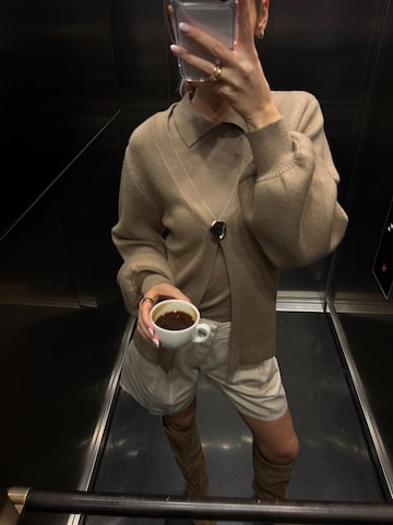 millane - Pierna ancha Pantalón en beige