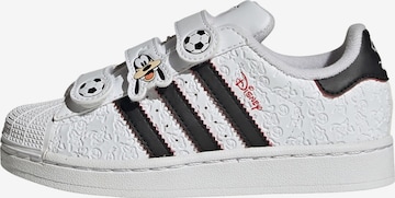 ADIDAS ORIGINALS - Zapatillas deportivas 'Disney Superstar II' en blanco: frente