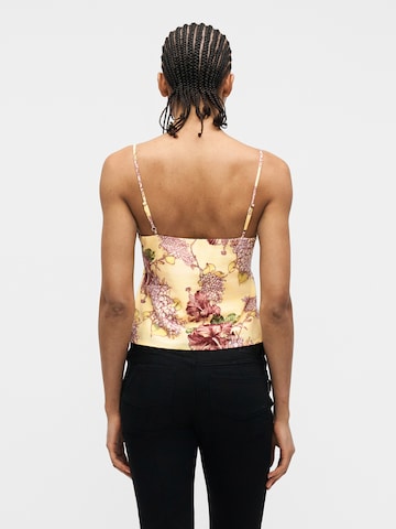 Abercrombie & Fitch - Blusa en amarillo