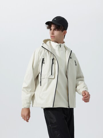 Youthup Outdoor jacket in White