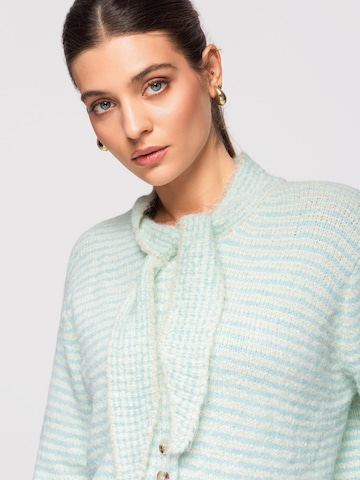 Ombre Strickjacke‌‌‌‌‌ in Blau