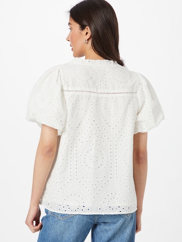 Sofie Schnoor - Blusa en blanco