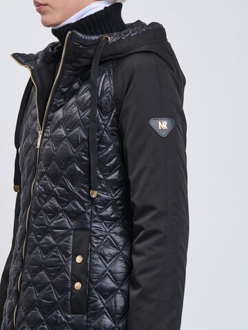 Influencer Between-Seasons Parka in Black