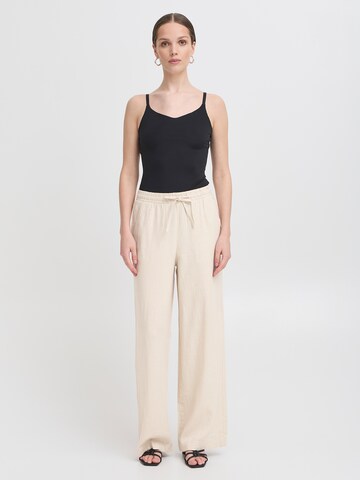 Loosefit Pantaloni di ICHI in bianco