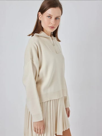 Tailleur di Bigdart in beige