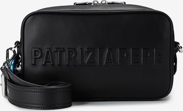 PATRIZIA PEPE Umhängetasche in Schwarz: Vorderseite