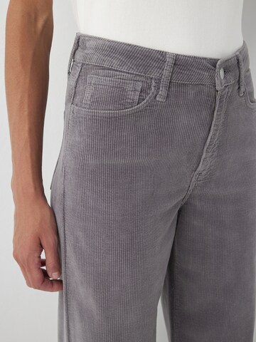 Mavi Flared Jeans in Grey