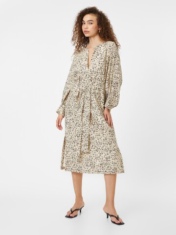 Robe 'Aidana' DRYKORN en beige : devant