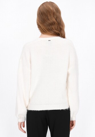 DreiMaster Klassik Sweater in White