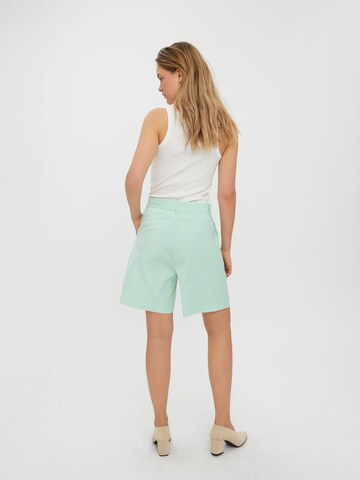 VERO MODA Loose fit Pleat-front trousers in Green