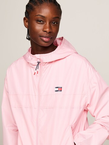 Tommy Jeans Between-Season Jacket 'CHICAGO' in Pink