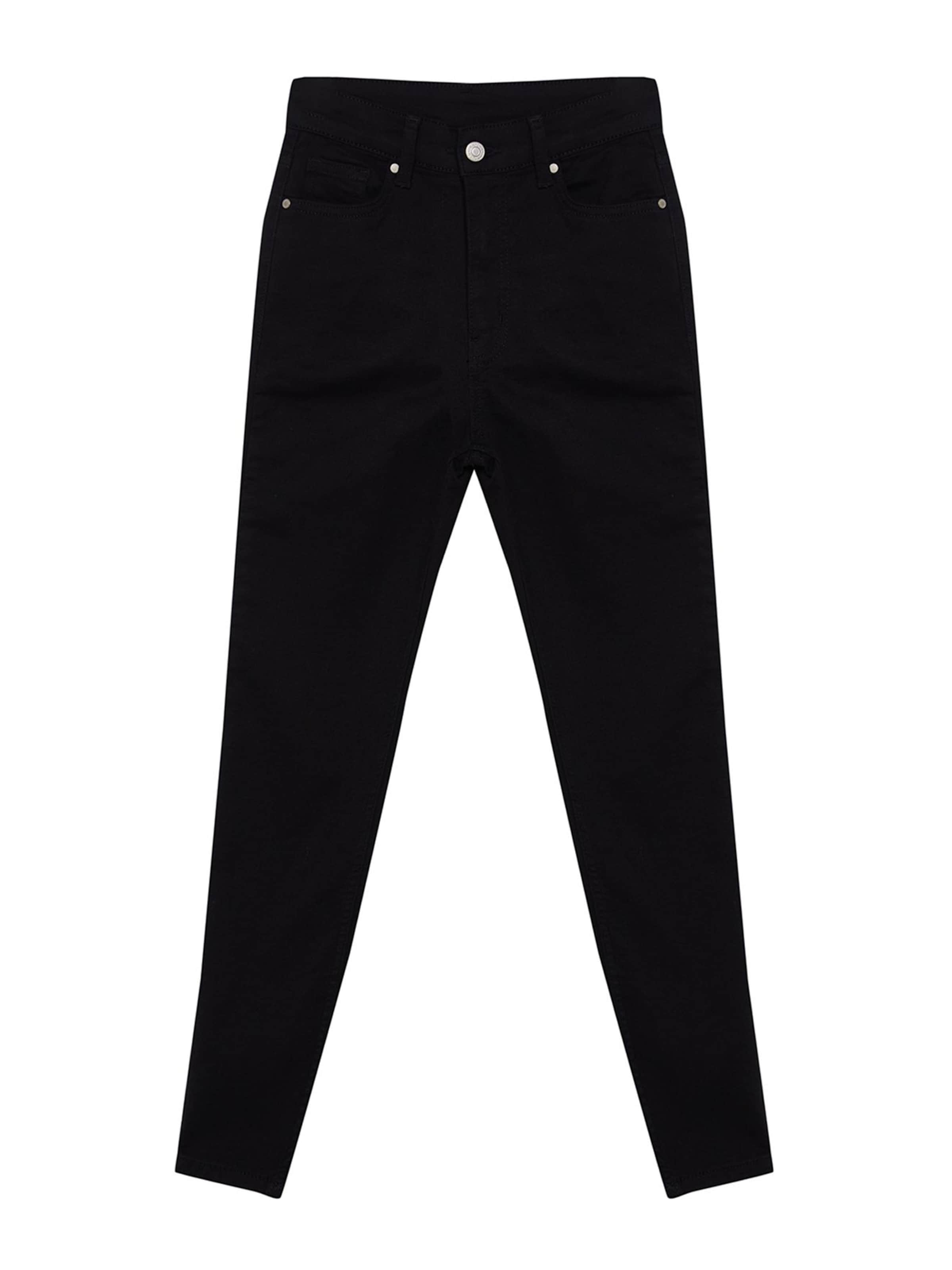 Trendyol Skinny Jeans in Black: front