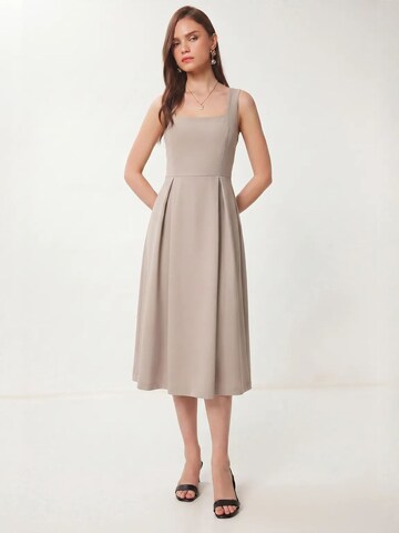 Happiness İstanbul - Vestido 'Midi' em cinzento