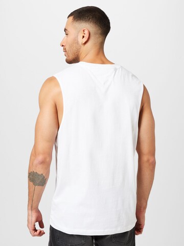 T-Shirt Tommy Jeans en blanc