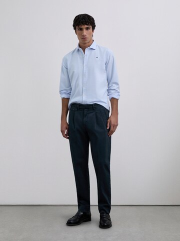 Scalpers Средняя посадка Рубашка 'Peach F' в Синий: спереди