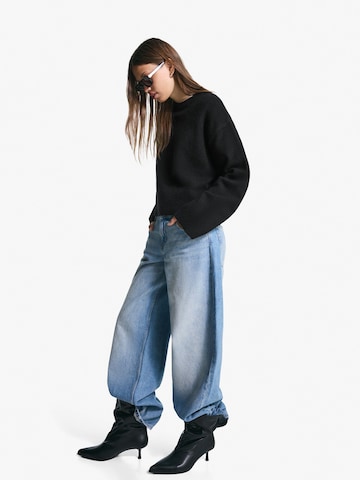 Bershka Sweater in Black