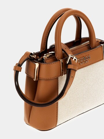 GUESS Handtasche 'Anadela' in Braun