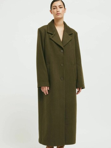 Résumé Between-Seasons Coat 'Trivah' in Green: front