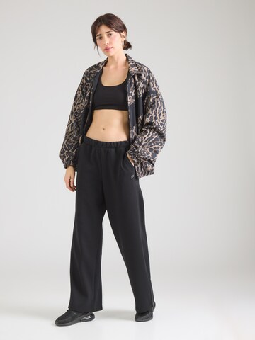 juoda Fabletics Plačios klešnės Sportinės kelnės