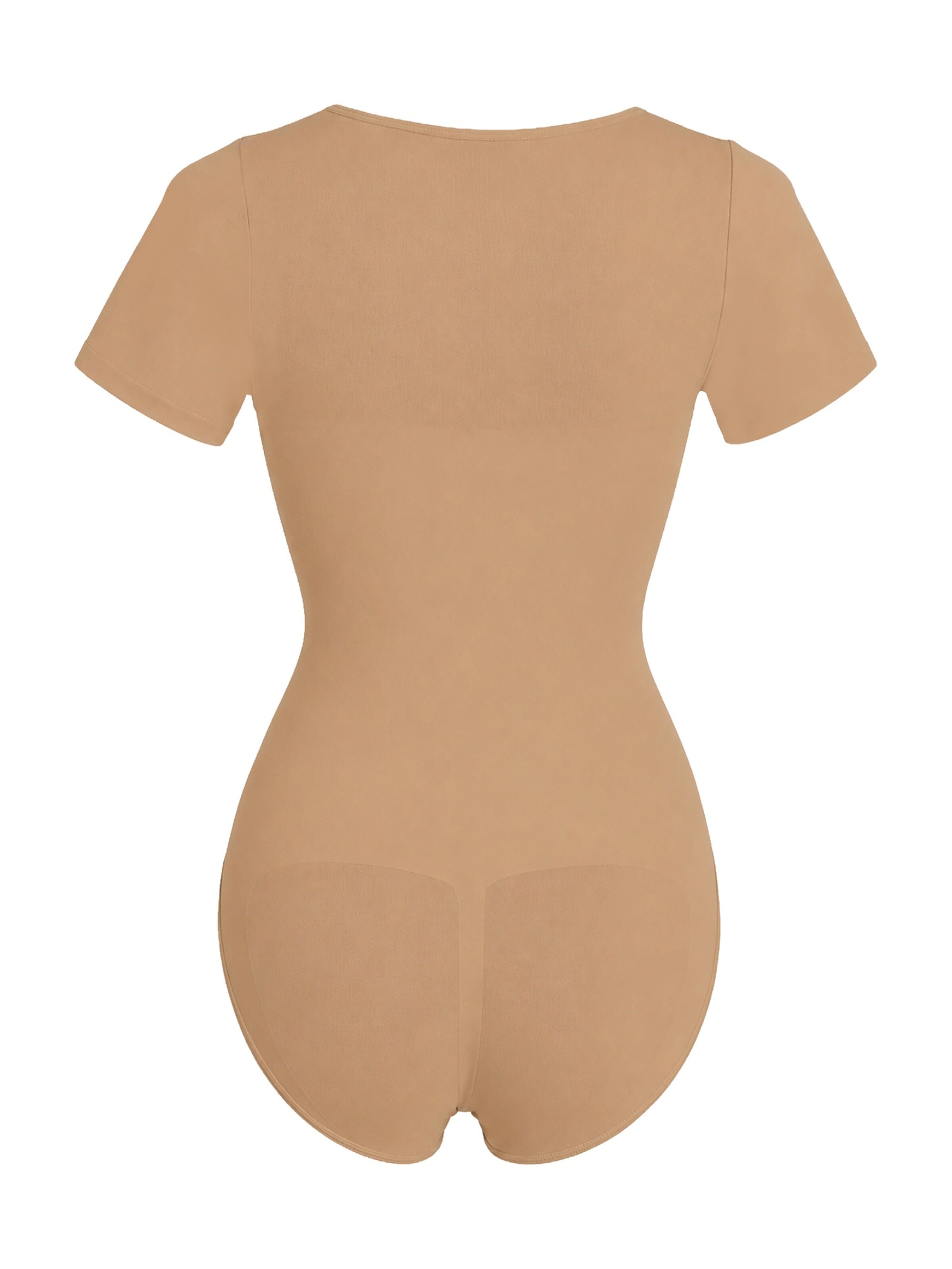 Body modellante 'Tshirt Sculpting Bodysuit with Slip' di cfab in beige