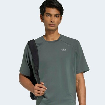 ADIDAS ORIGINALS Shirt in Grey