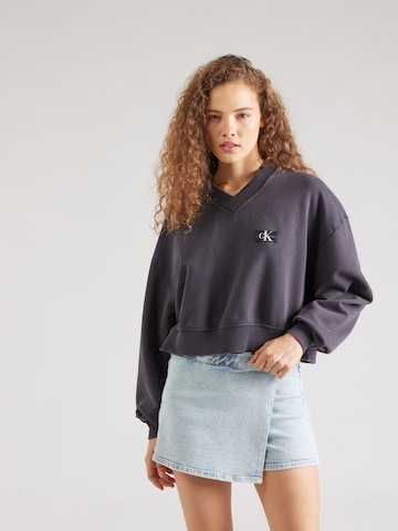 Calvin Klein Jeans Sweatshirt in Grijs: voorkant