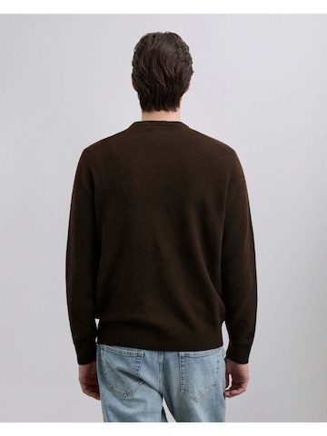 Scalpers Пуловер в кафяво