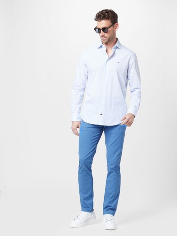 Tommy Hilfiger Tailored Средняя посадка Рубашка в Синий