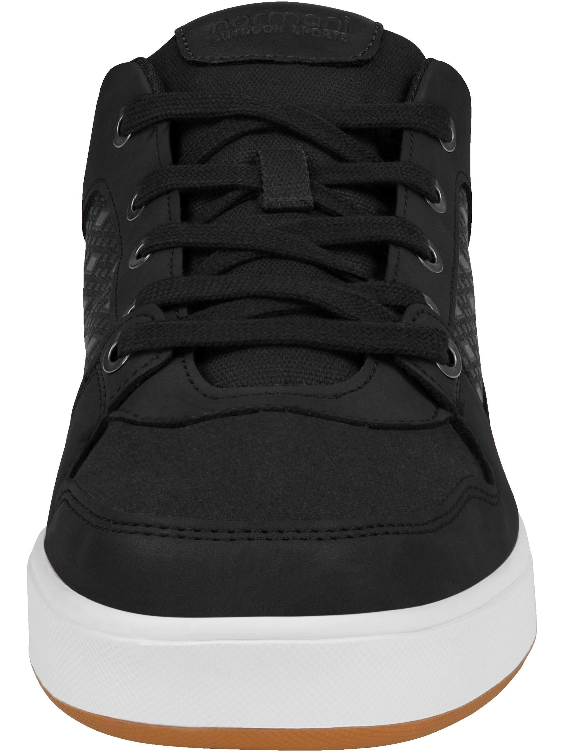 normani Sneakers laag 'Milwaukee' in Zwart