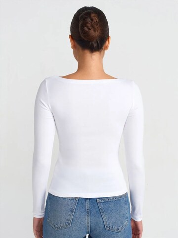 T-shirt Dilvin en blanc