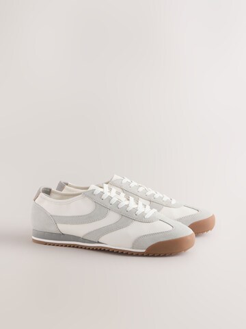 Baskets basses Next en beige
