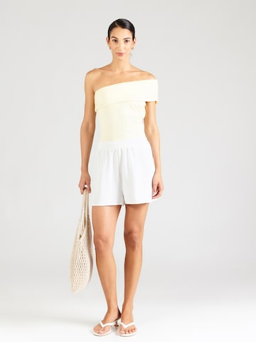 ABOUT YOU - Loosefit Pantalón 'Juliena' en blanco: frente
