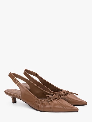 Estro - Zapatos con plataforma '11-3020' en marrón