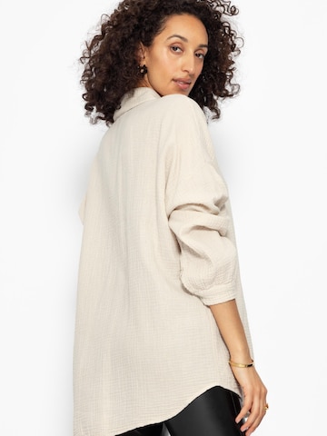 SASSYCLASSY Blouse in Beige