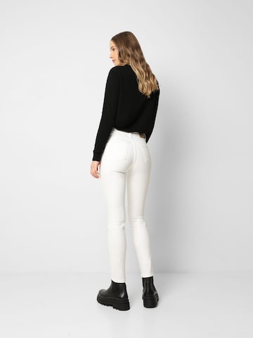 Scalpers Skinny Jeans i vit