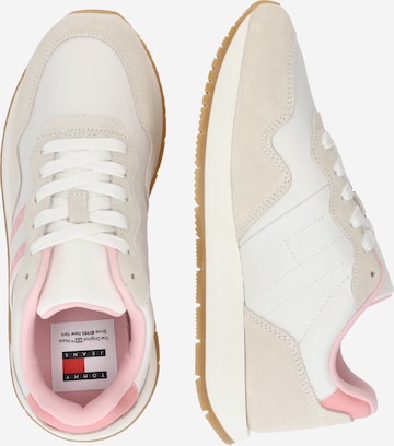 Tommy Jeans Sneakers 'Eva Runner Mat' in Pink