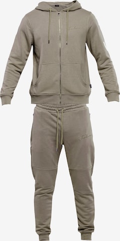 Tom Barron Tracksuit in Green: front