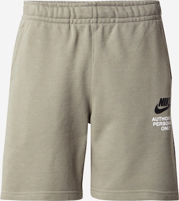 Nike Sportswear Regular Trousers in Green: front