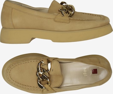 Högl Flats & Loafers in 37,5 in Beige: front