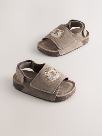 Next Åbne sko i brun