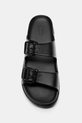 Pull&Bear Pantolette in Schwarz
