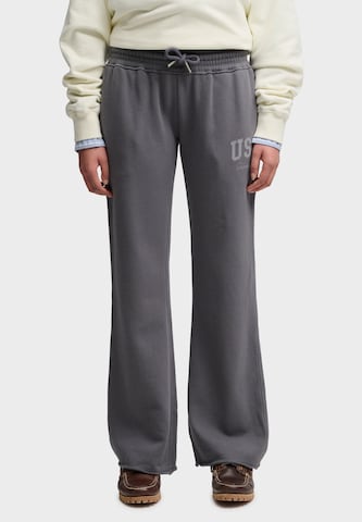 Pantalon Superdry & Co en gris : devant