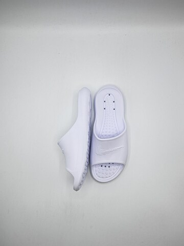 NIKE Muiltjes 'Nike Victori One' in Wit
