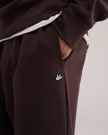 WE Fashion - Loosefit Pantalón en marrón